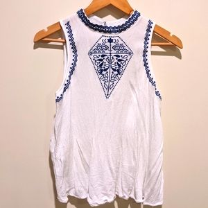 ⭐BOGO FREE⭐ Embroidered Top